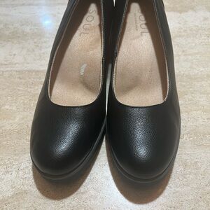 Barely Worn - Soul Naturalizer About Time Black Wedge